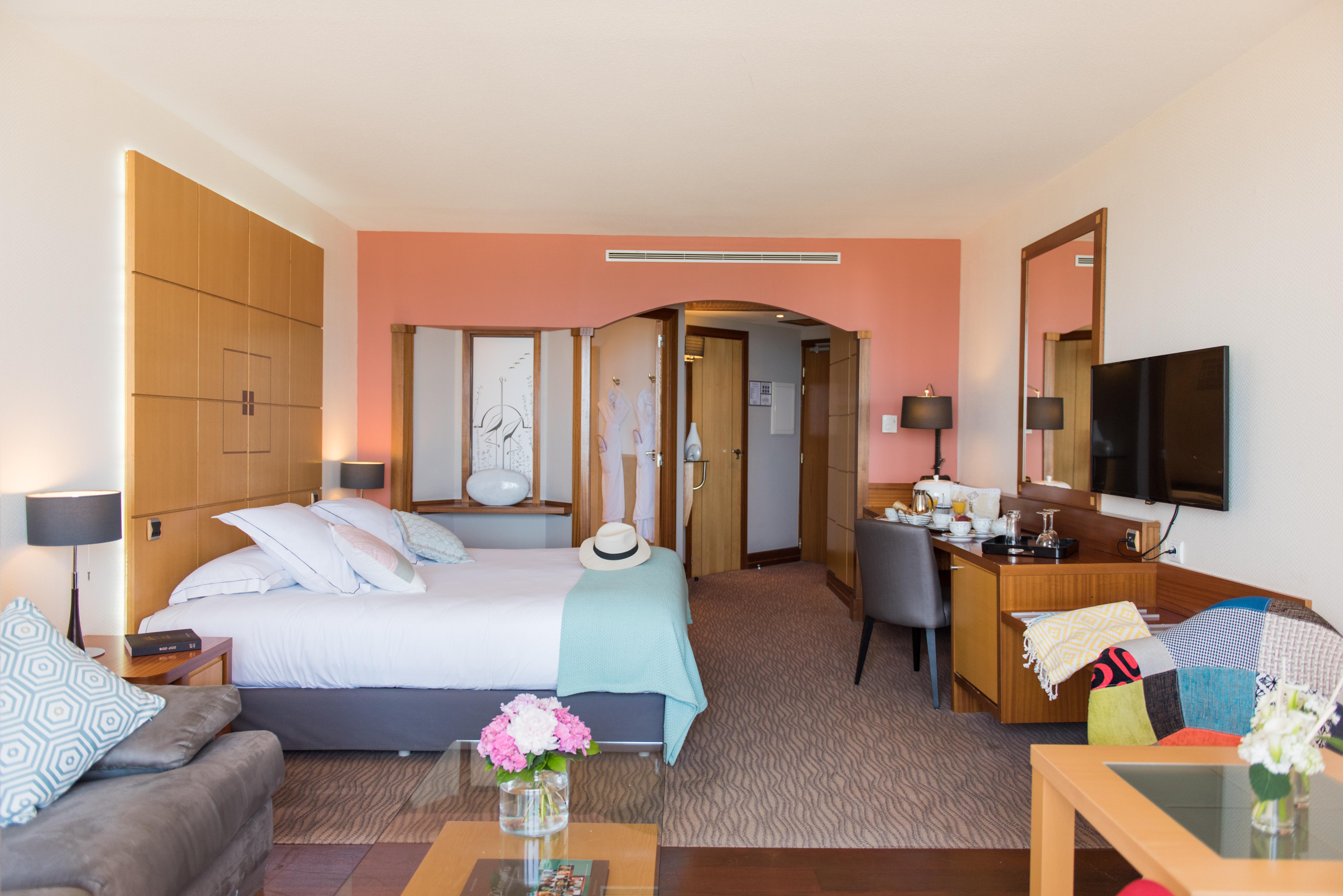 Grand Hotel Les Flamants Roses Thalasso & Spa كانيه المظهر الخارجي الصورة
