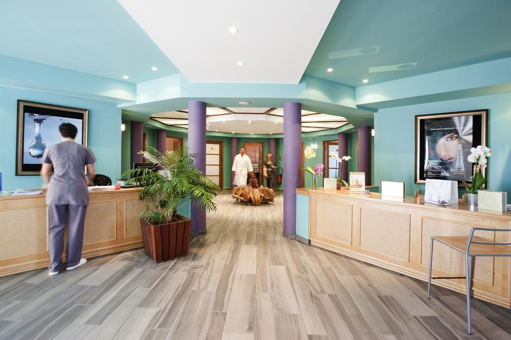 Grand Hotel Les Flamants Roses Thalasso & Spa كانيه المظهر الخارجي الصورة
